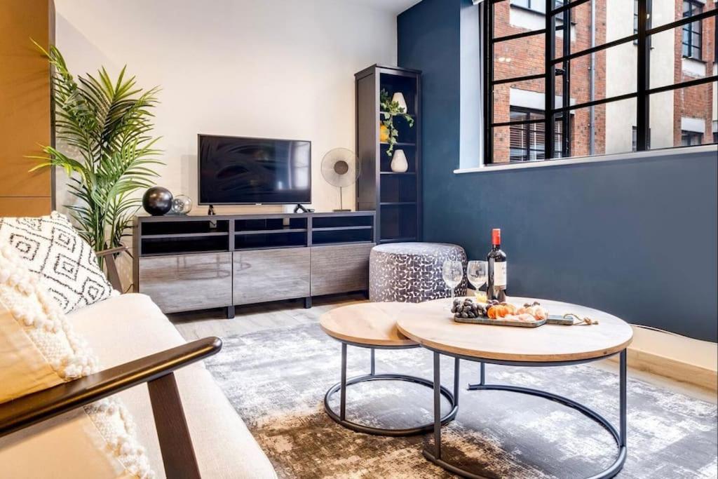 Giant Savings On Long Stays B1 Living, Enquire Now Birmingham Eksteriør billede