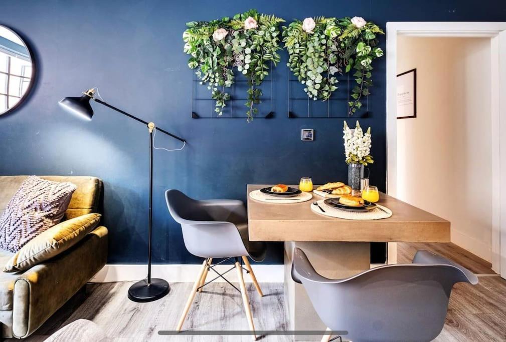 Giant Savings On Long Stays B1 Living, Enquire Now Birmingham Eksteriør billede